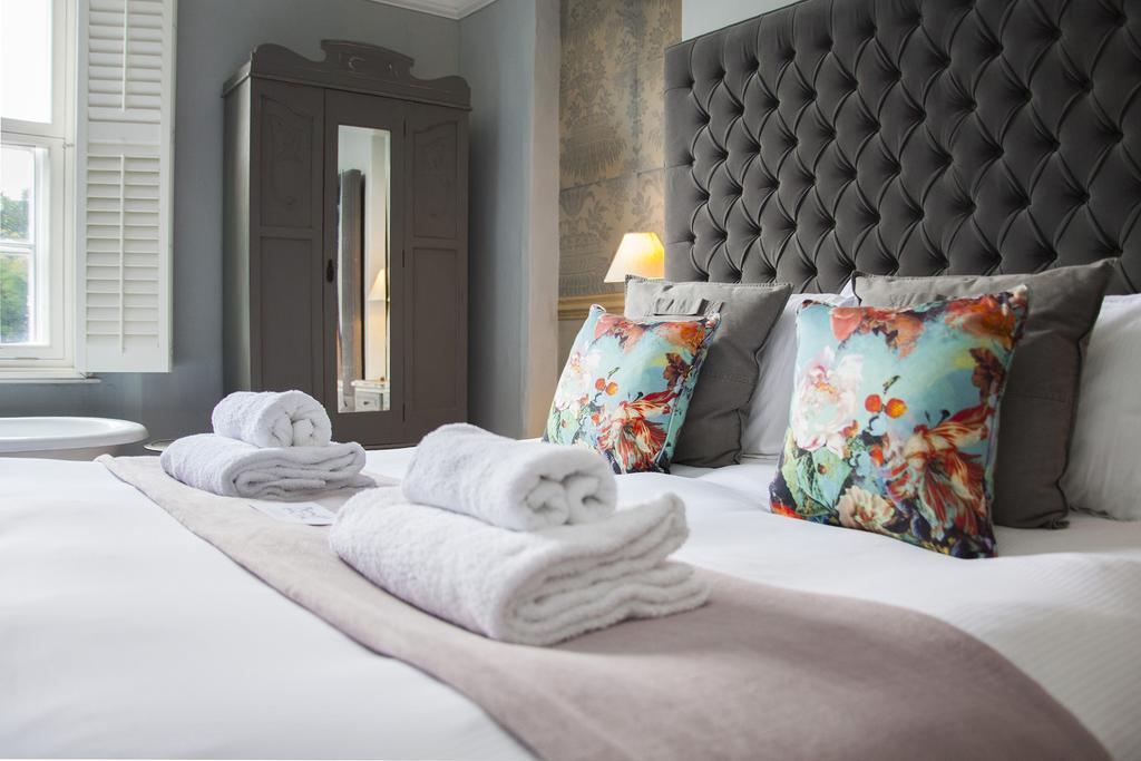 The Swan Hotel Wedmore Kültér fotó