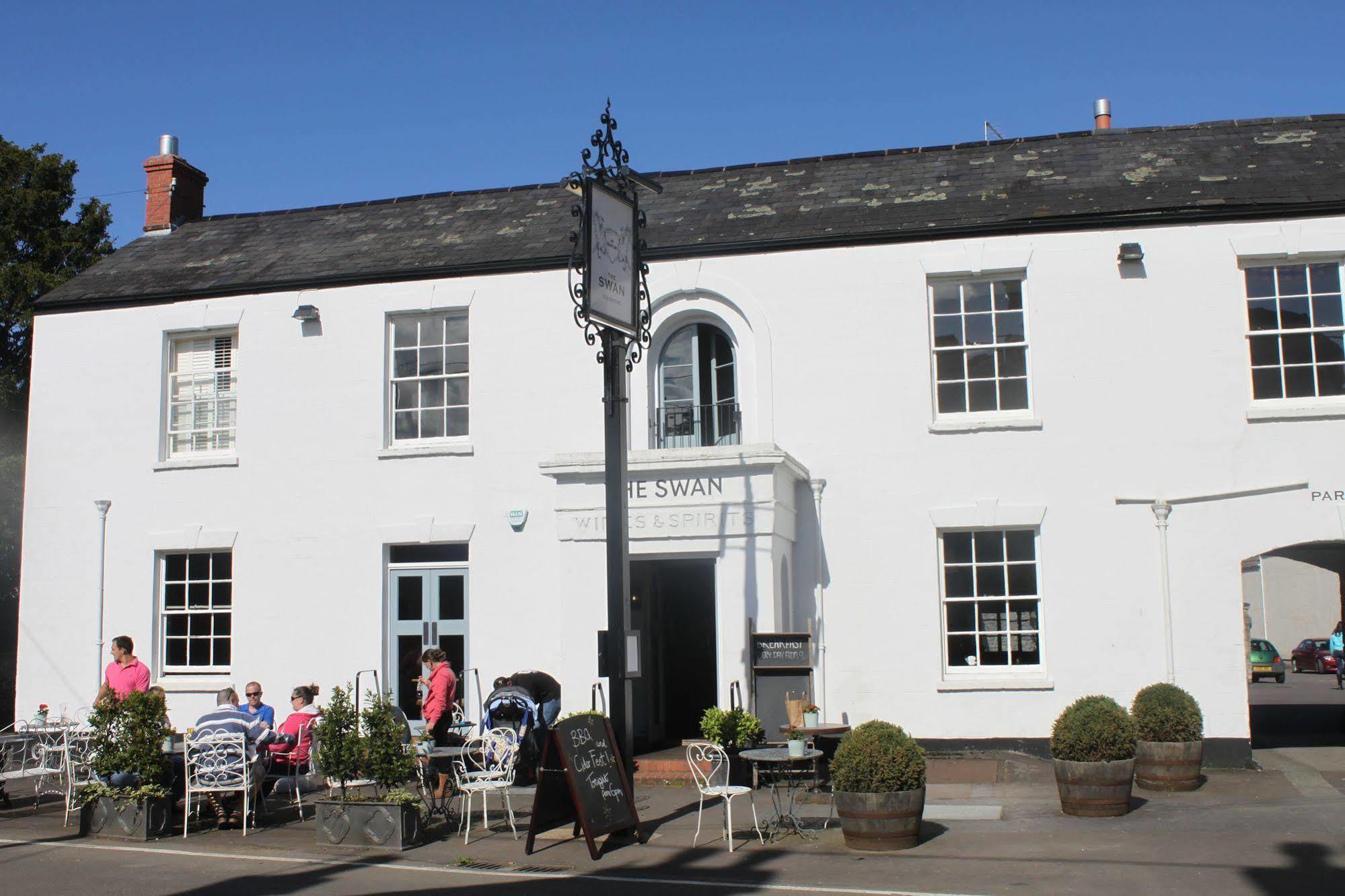 The Swan Hotel Wedmore Kültér fotó